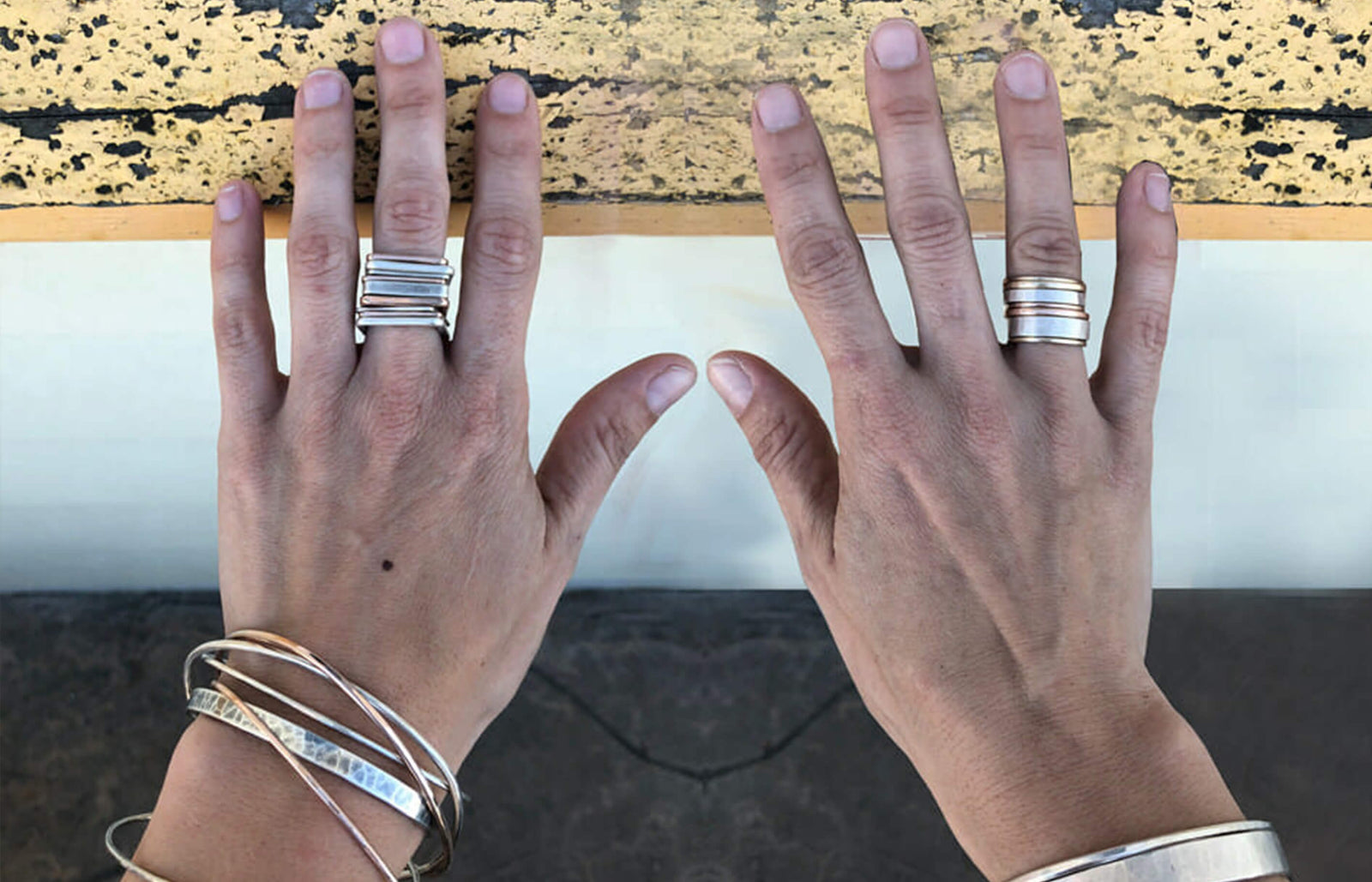 3 Easy Ways to Create a Stack