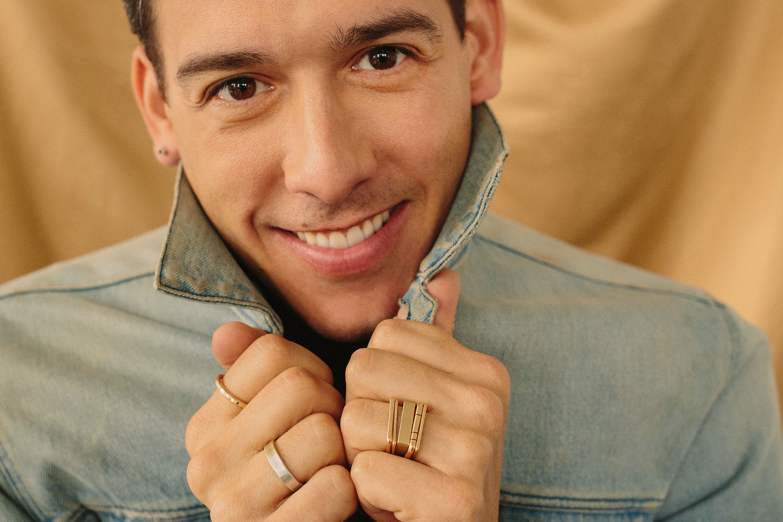 Meet CMD Hand Project Model, Alex