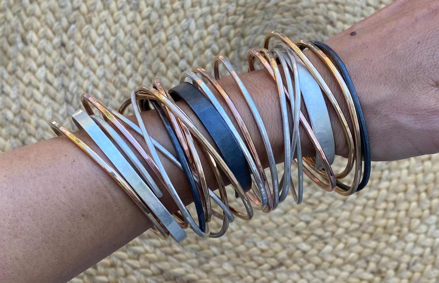 Happy Hour is Back! Get Yourself Some Arm Candy