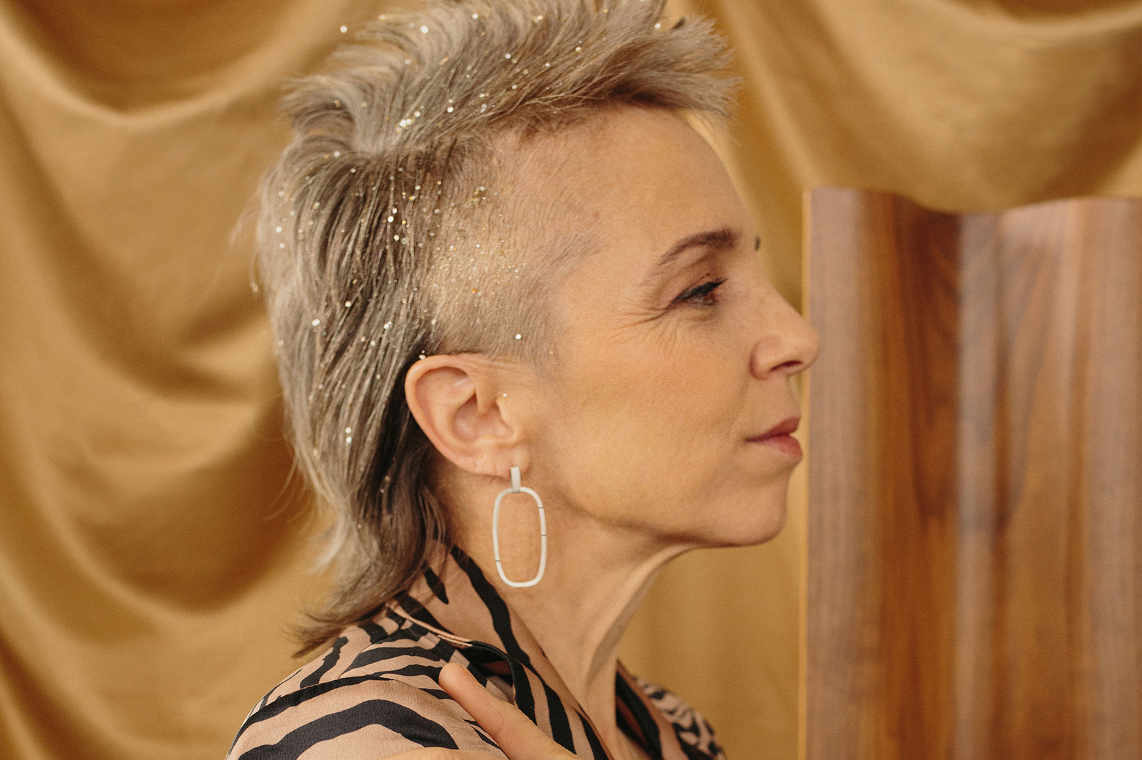 Meet CMD Hand Project Model, Tina