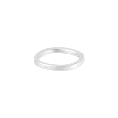 2.5mm Wide 14k Gold Ring with Tiny Diamond