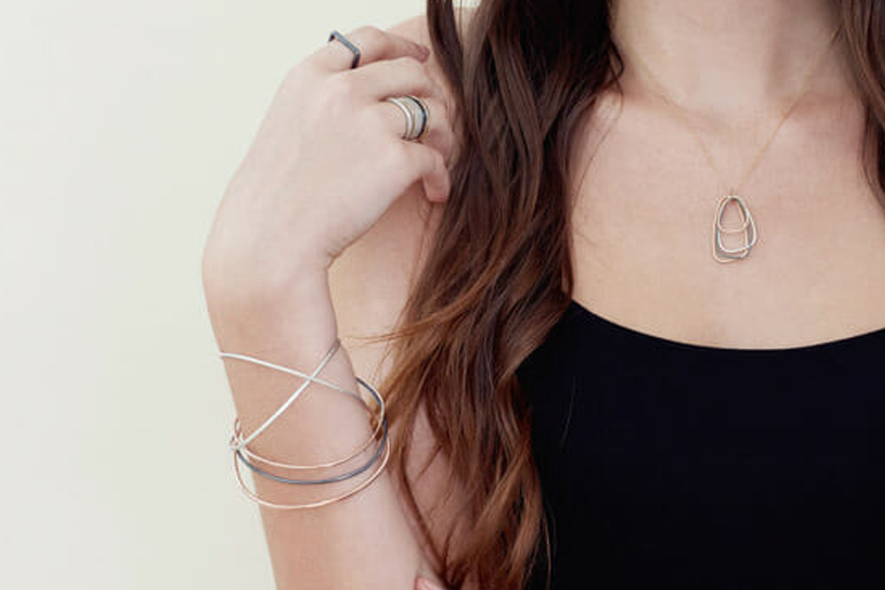 3 or 5-Loop Tri-Toned Interlocking Bangle Bracelet