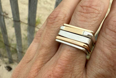 The Standing Ovation Ring Set