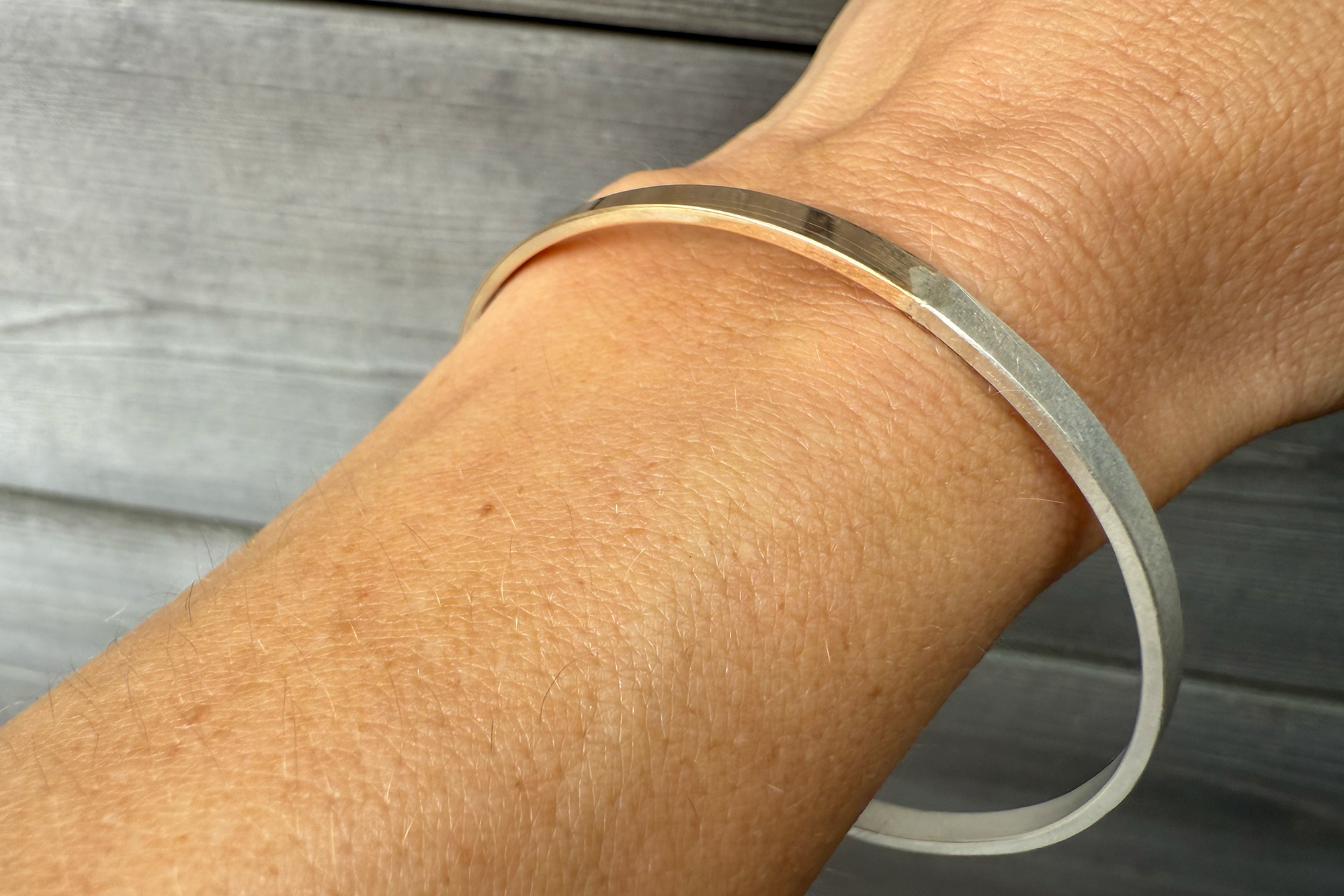 Monotone Evolution Bangle Bracelet