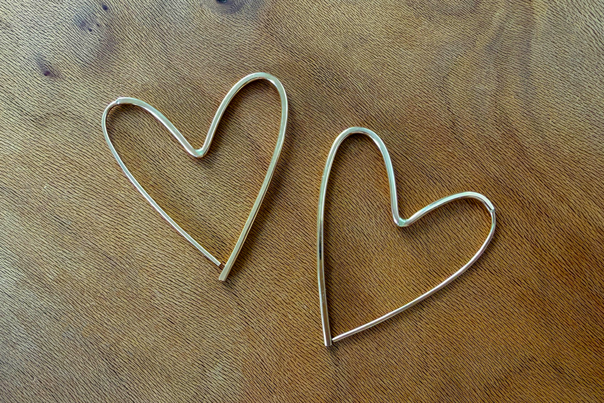 Continuous Heart Pull-Through Hoop Earrings