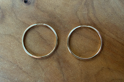 Continuous Circular Pull-Through Hoop Earrings