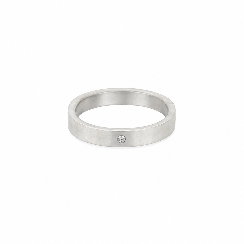 3mm Wide Silver Ring with Tiny Diamond