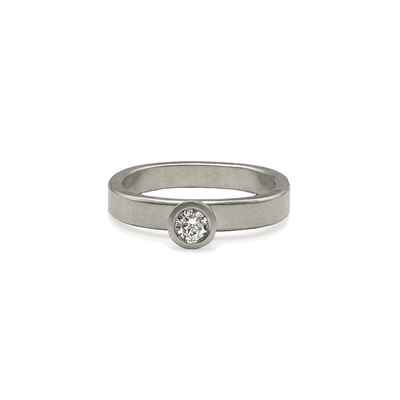Leo Solitaire Ring