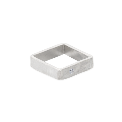 5mm Wide Silver Ring with Tiny Diamond