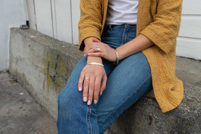 B85yg Thick Gibbous Cuff in Yellow Gold