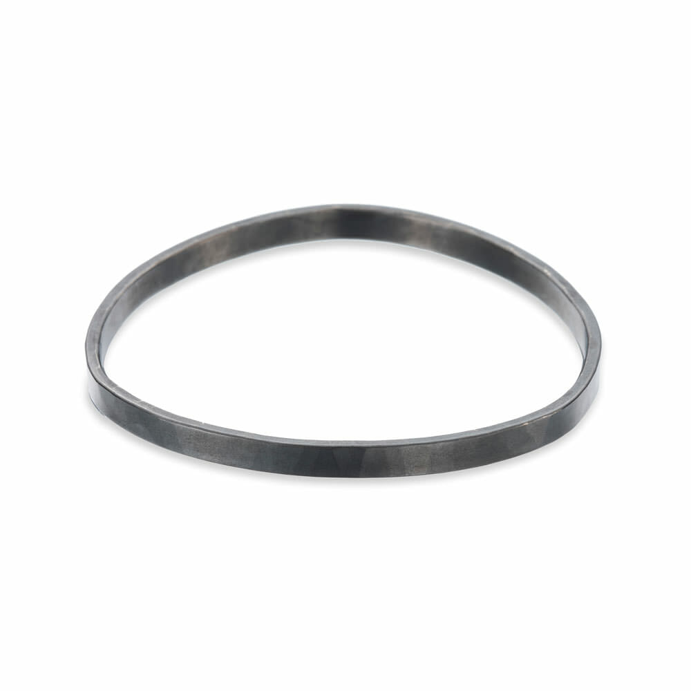 B90x 5mm-Wide Densa Bangle Bracelet in Black Oxidized Sterling Silver