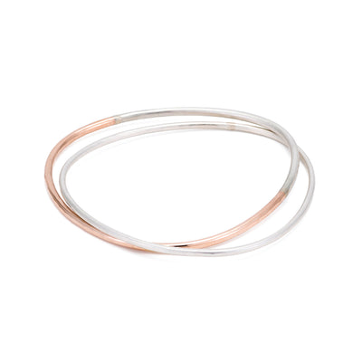 B101.2s.rg 2-Loop Two-Toned and Monotone Interlocking Bangle in Silver and Rose Gold