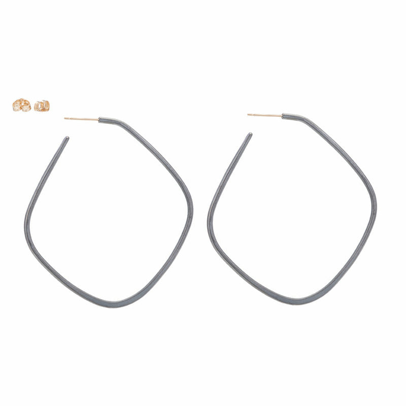 E326yg Square Hoop Earrings in Yellow Gold