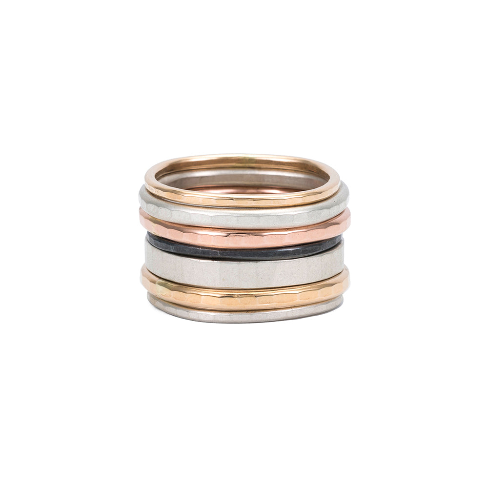 R48.RND 7-Stack Four Color Round Stack Ring