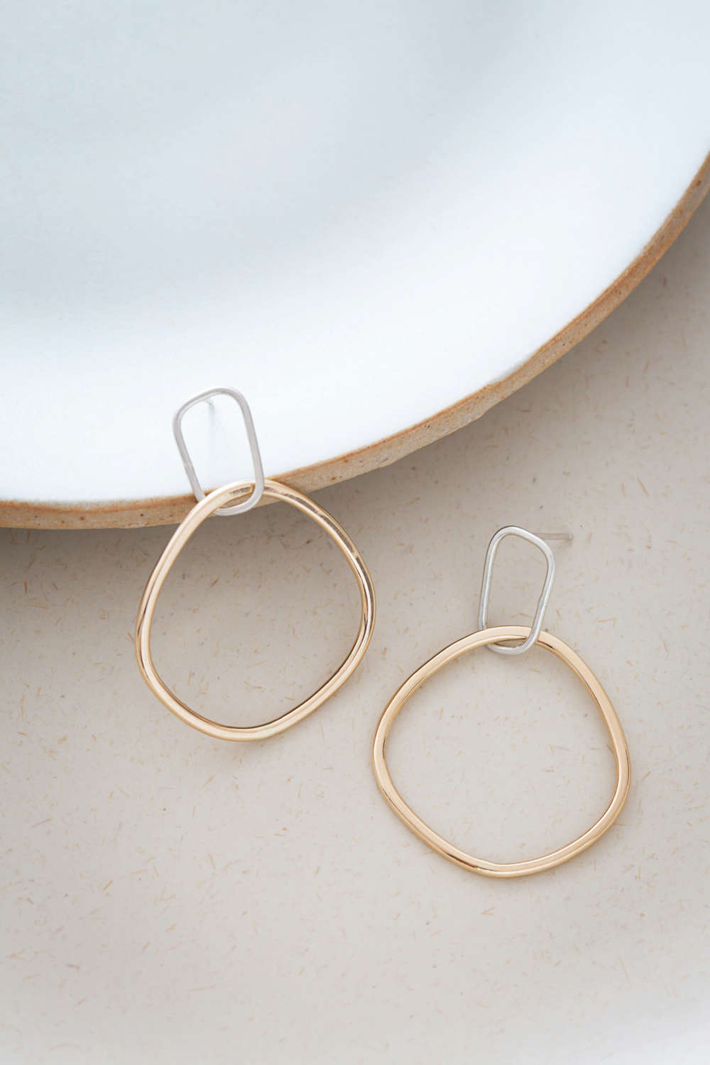 E337s.yg Interlocking Rectangle and Square Post Earrings in Silver and Yellow Gold