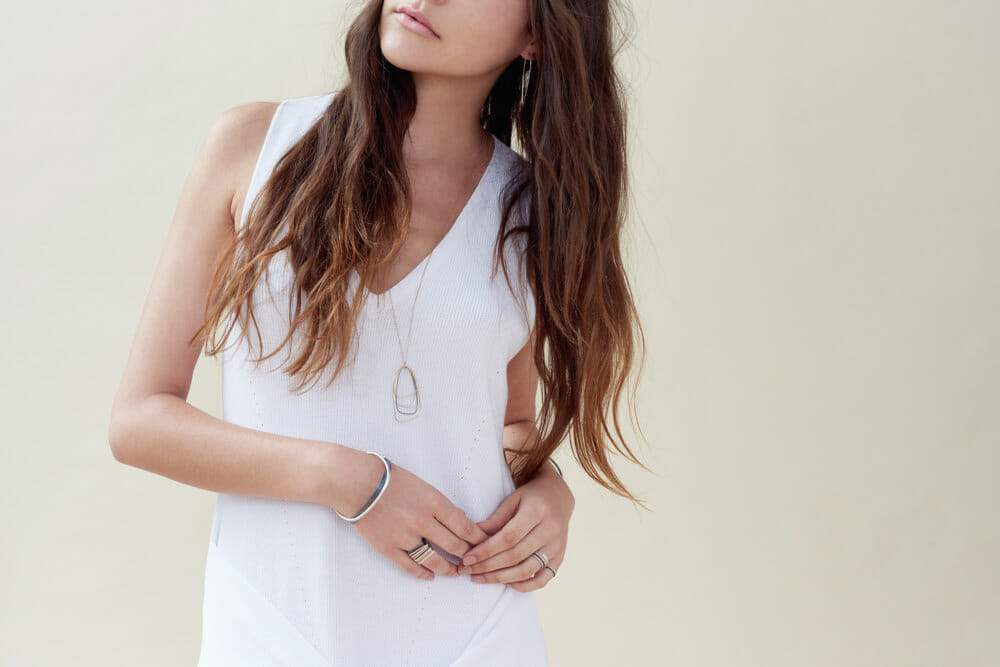 Our Legacy  Triangle ストール Our Legacy - Triangle Scarf Beige Melange Linen